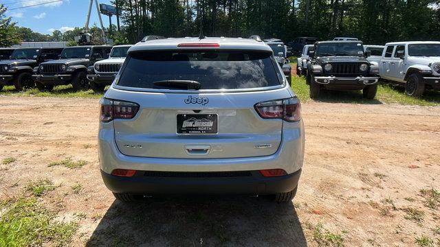 new 2025 Jeep Compass car, priced at $30,760