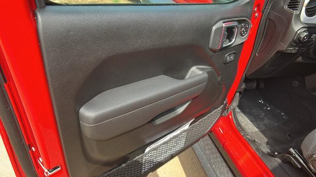 new 2025 Jeep Wrangler car, priced at $44,365