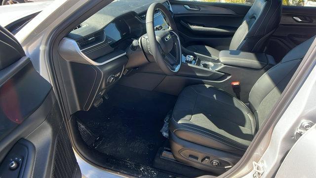 new 2025 Jeep Grand Cherokee L car, priced at $43,985