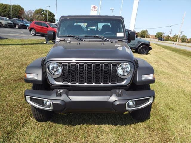 new 2024 Jeep Gladiator car, priced at $39,777