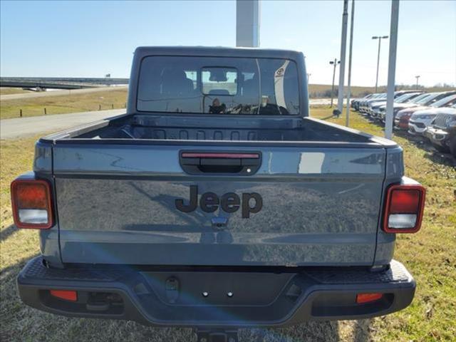 new 2025 Jeep Gladiator car, priced at $43,777