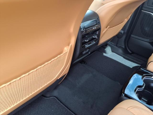 new 2025 Jeep Grand Cherokee L car, priced at $69,982