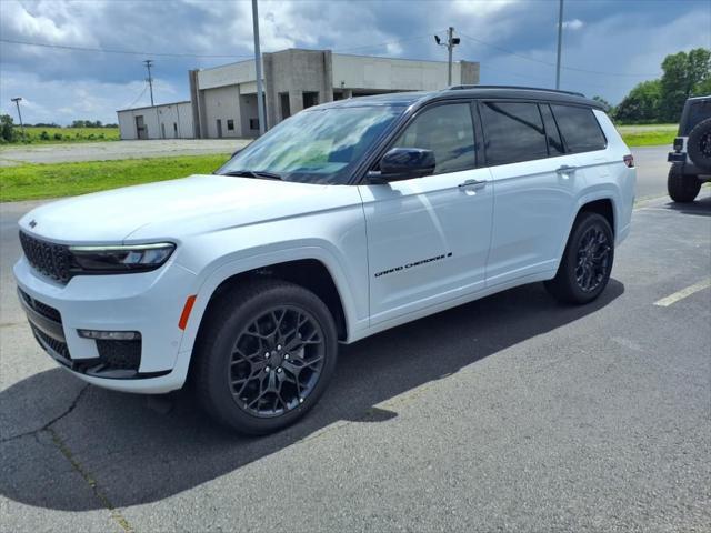 new 2025 Jeep Grand Cherokee L car, priced at $69,982