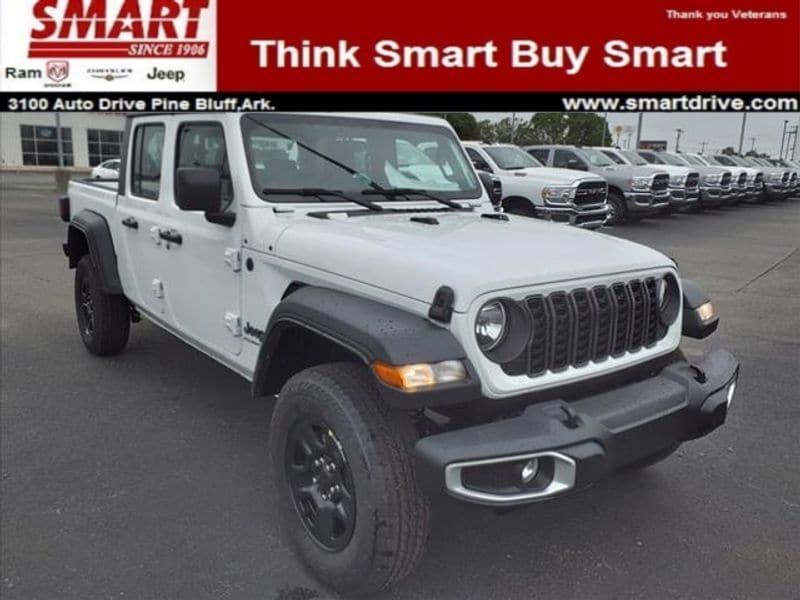 new 2024 Jeep Gladiator car, priced at $44,977