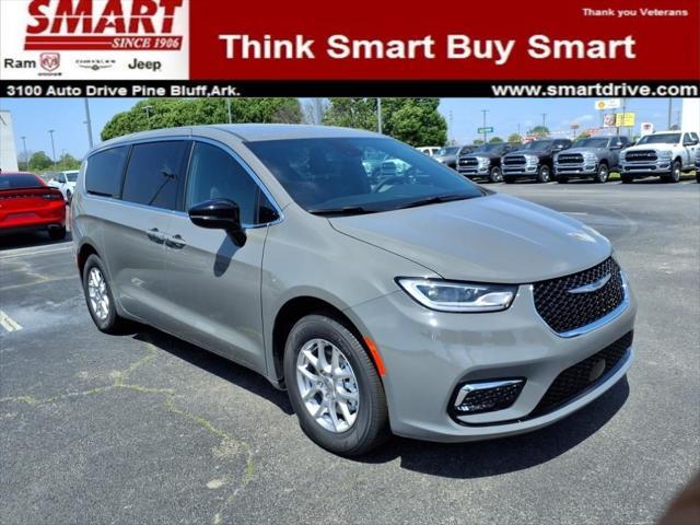 new 2025 Chrysler Pacifica car, priced at $42,777