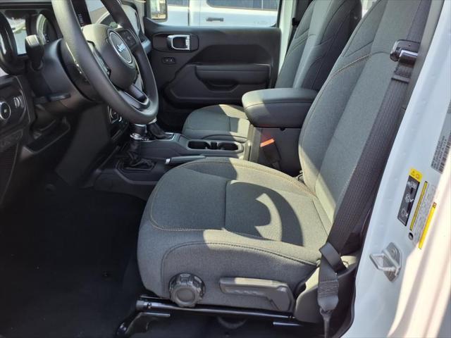 new 2025 Jeep Wrangler car, priced at $46,350