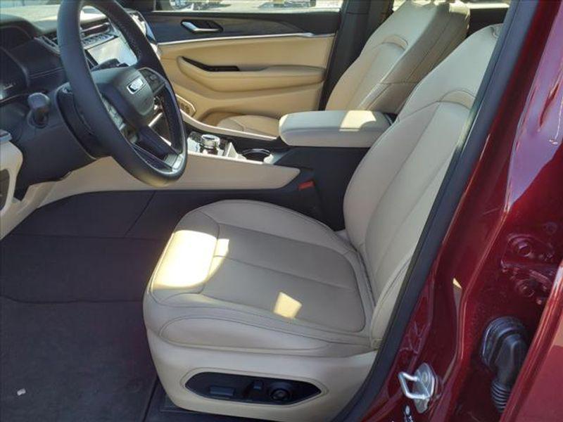 new 2025 Jeep Grand Cherokee L car, priced at $49,836