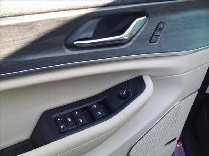 new 2025 Jeep Grand Cherokee L car, priced at $49,836