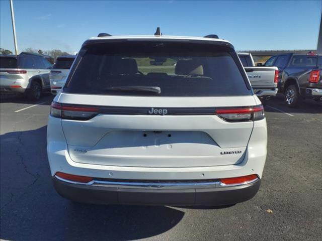 new 2025 Jeep Grand Cherokee car, priced at $50,777