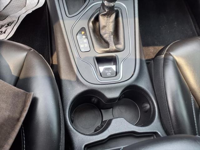 used 2019 Jeep Cherokee car, priced at $15,777
