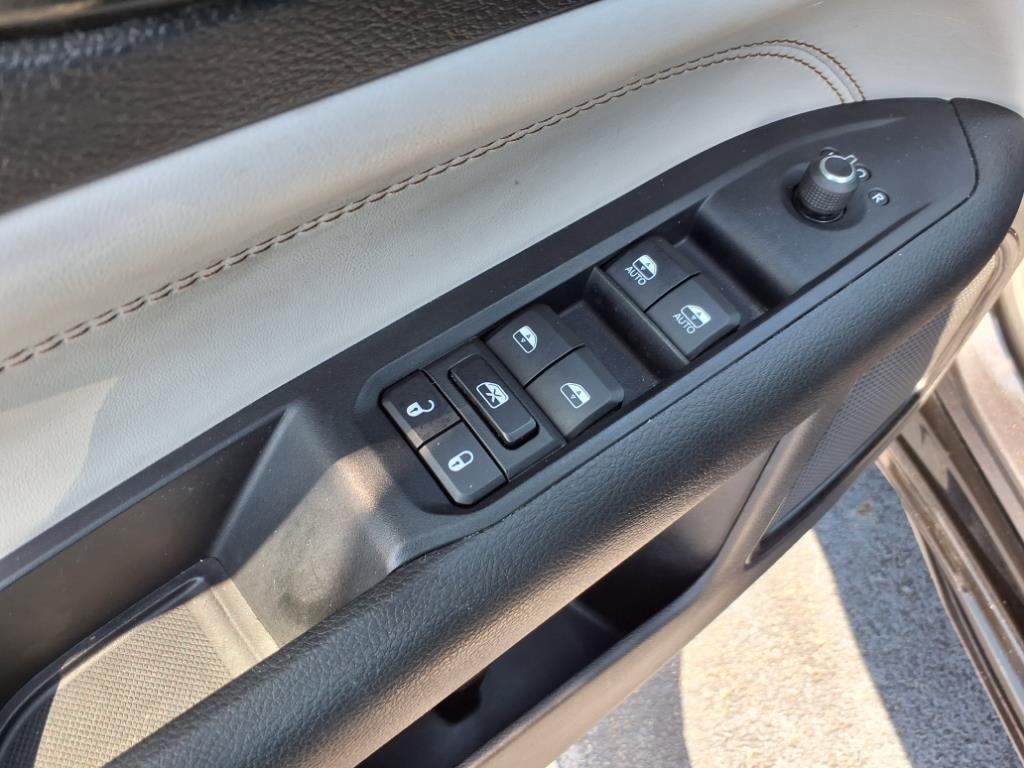 used 2022 Jeep Compass car, priced at $23,997
