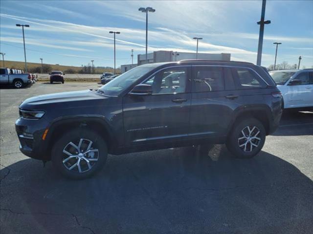 new 2025 Jeep Grand Cherokee car, priced at $50,777