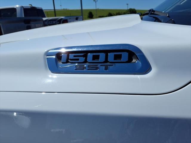 new 2025 Ram 1500 car, priced at $74,289