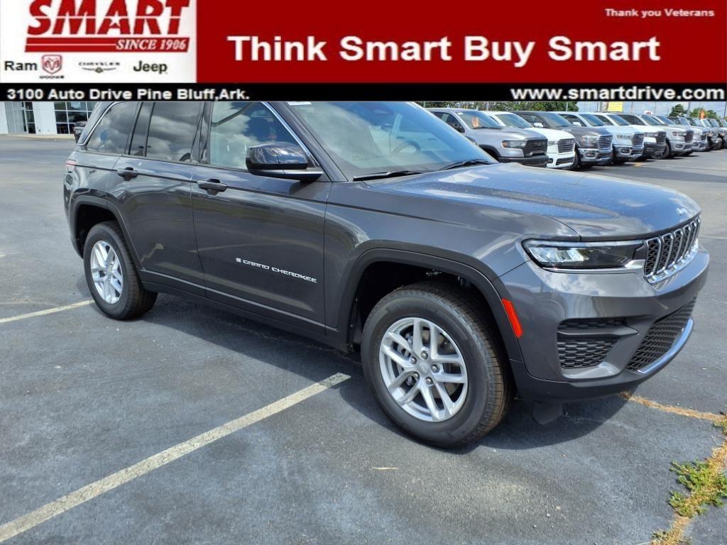 new 2025 Jeep Grand Cherokee car, priced at $38,988