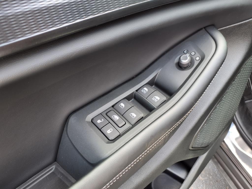 new 2025 Jeep Grand Cherokee car, priced at $38,988