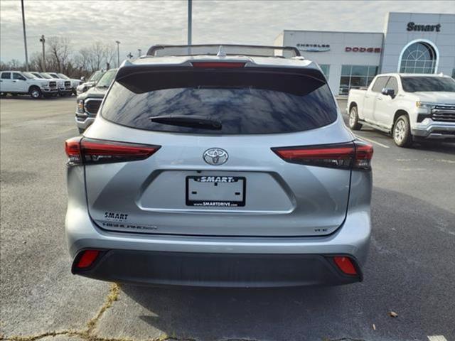 used 2022 Toyota Highlander car, priced at $31,777