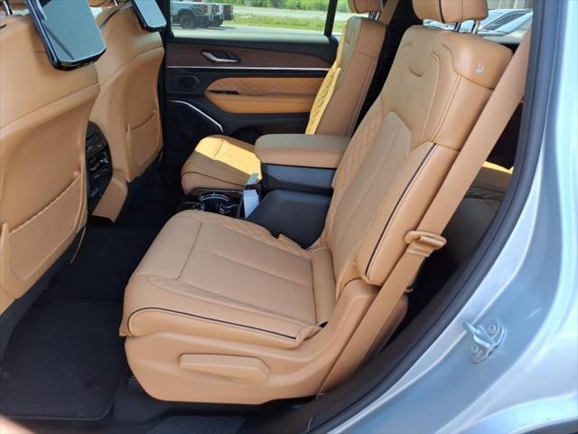 new 2025 Jeep Grand Cherokee L car, priced at $69,988
