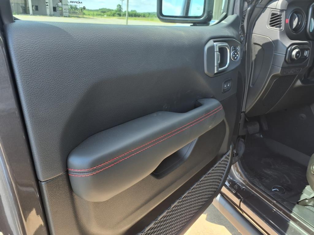 new 2025 Jeep Wrangler car, priced at $67,982