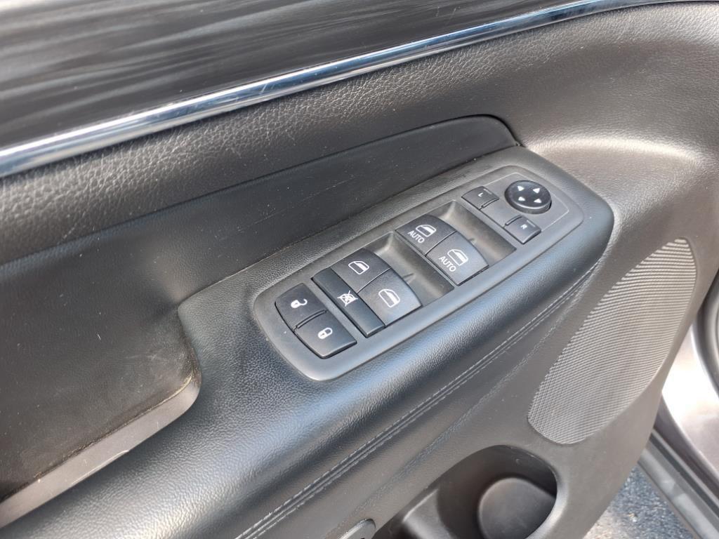 used 2020 Jeep Grand Cherokee car, priced at $22,987