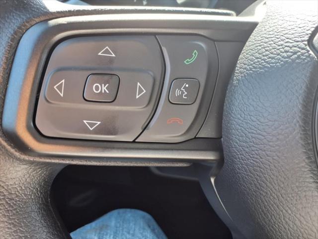 new 2025 Jeep Wrangler car, priced at $40,940