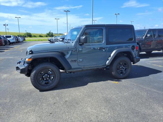 new 2025 Jeep Wrangler car, priced at $40,940
