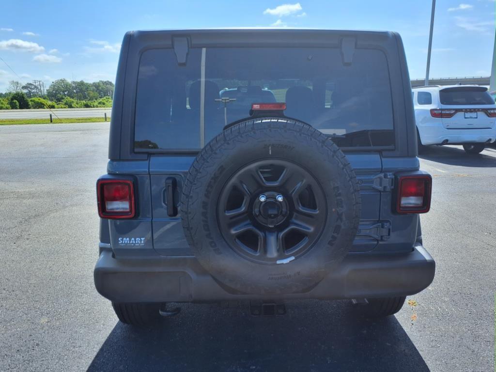 new 2025 Jeep Wrangler car, priced at $39,871