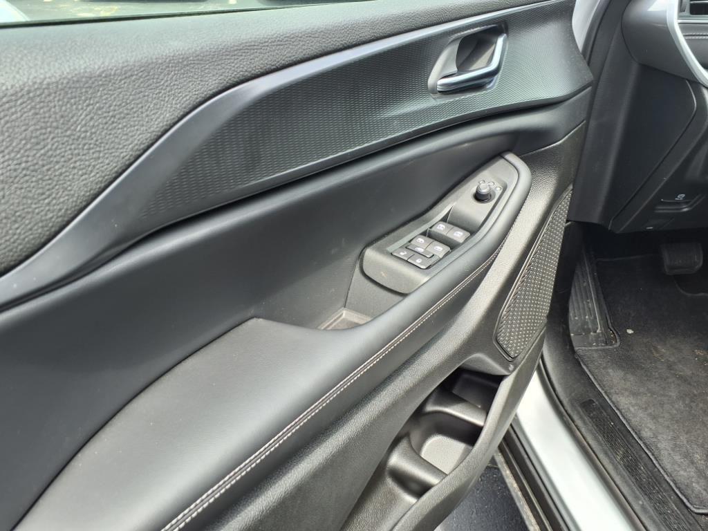 new 2025 Jeep Grand Cherokee car, priced at $42,577