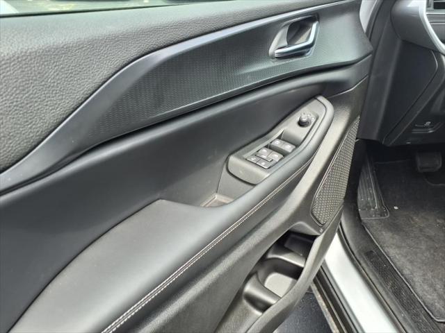 new 2025 Jeep Grand Cherokee car, priced at $43,970