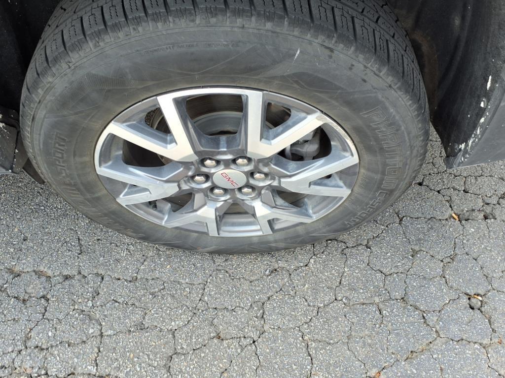 used 2023 GMC Acadia car, priced at $26,950