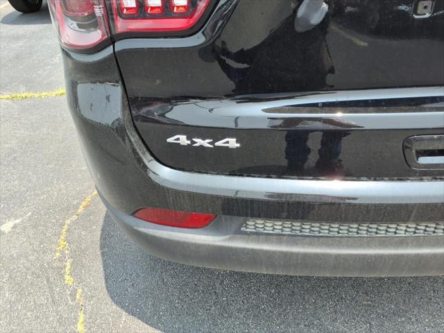 new 2025 Jeep Compass car, priced at $29,960