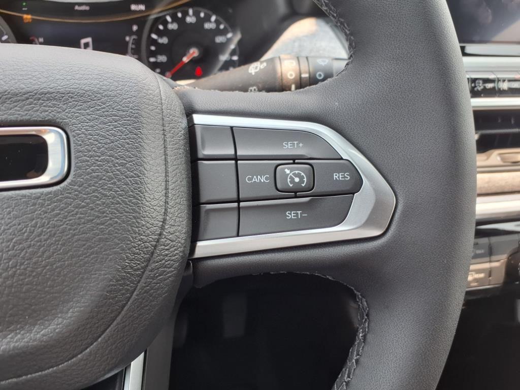 new 2025 Jeep Compass car, priced at $29,960