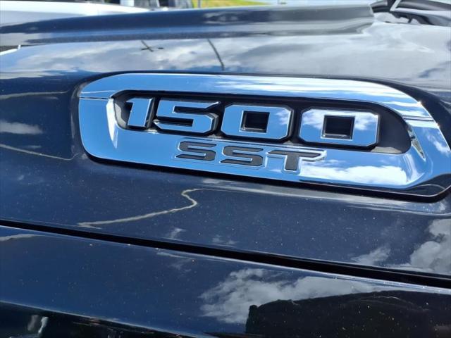 new 2025 Ram 1500 car, priced at $68,982