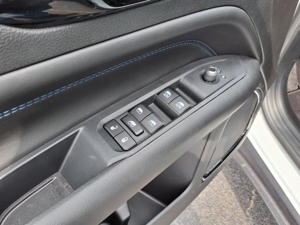 new 2025 Jeep Compass car, priced at $31,489