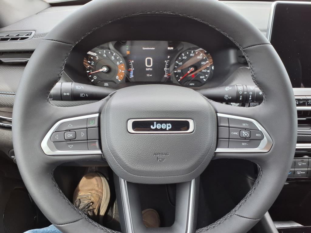new 2025 Jeep Compass car, priced at $31,489