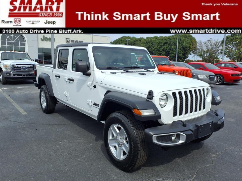 used 2023 Jeep Gladiator car, priced at $31,550
