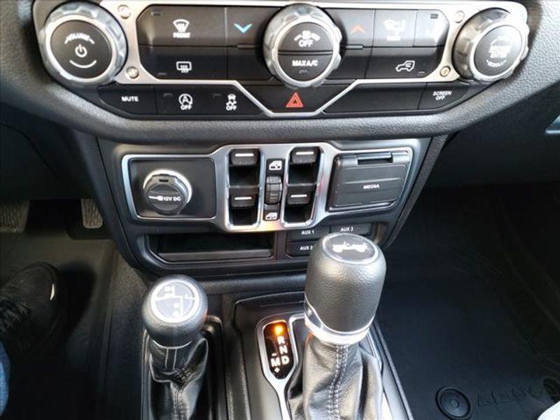 new 2025 Jeep Wrangler car, priced at $46,982