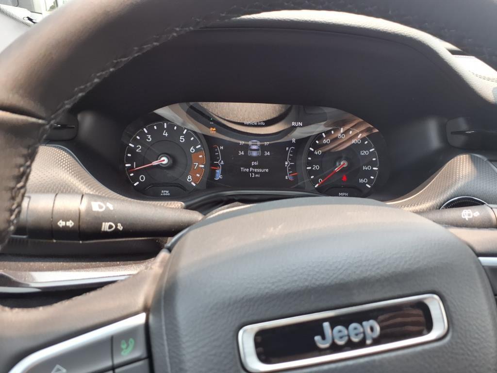 new 2025 Jeep Compass car, priced at $31,955