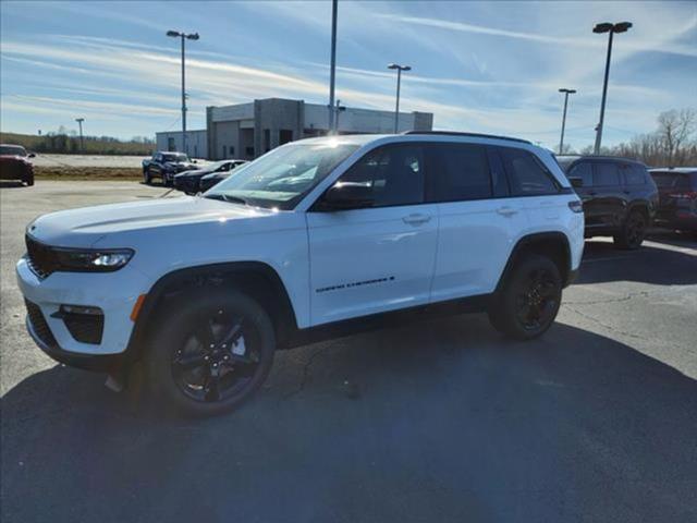 new 2025 Jeep Grand Cherokee car, priced at $53,977