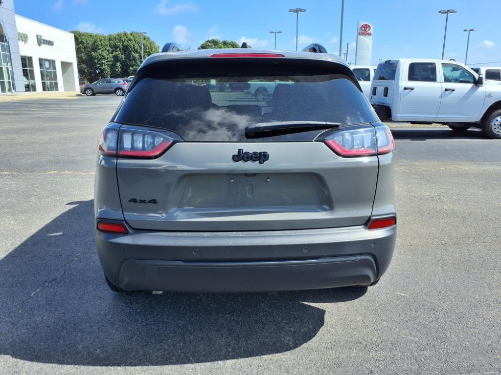 used 2023 Jeep Cherokee car, priced at $25,997