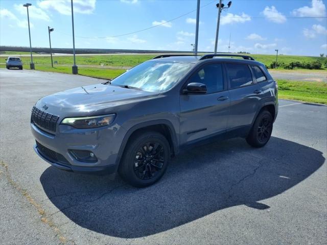 used 2023 Jeep Cherokee car, priced at $25,997