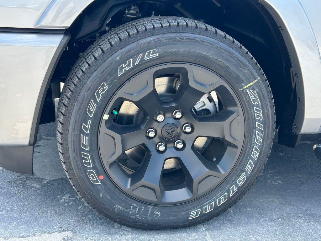 new 2025 Ram 1500 car, priced at $39,555