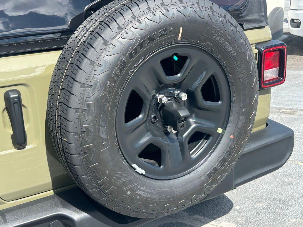 new 2026 Jeep Wrangler car, priced at $37,512