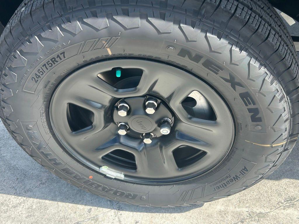 new 2026 Jeep Wrangler car, priced at $37,512