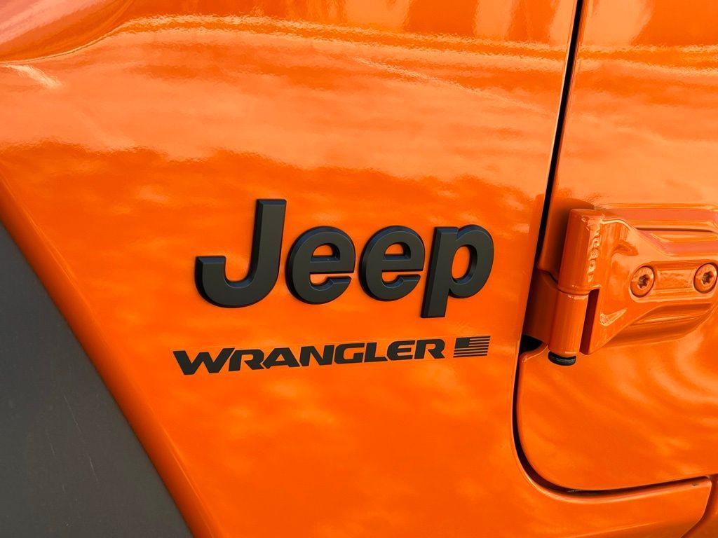 new 2025 Jeep Wrangler car, priced at $34,263