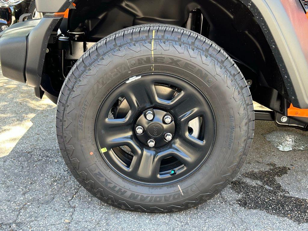 new 2025 Jeep Wrangler car, priced at $34,263