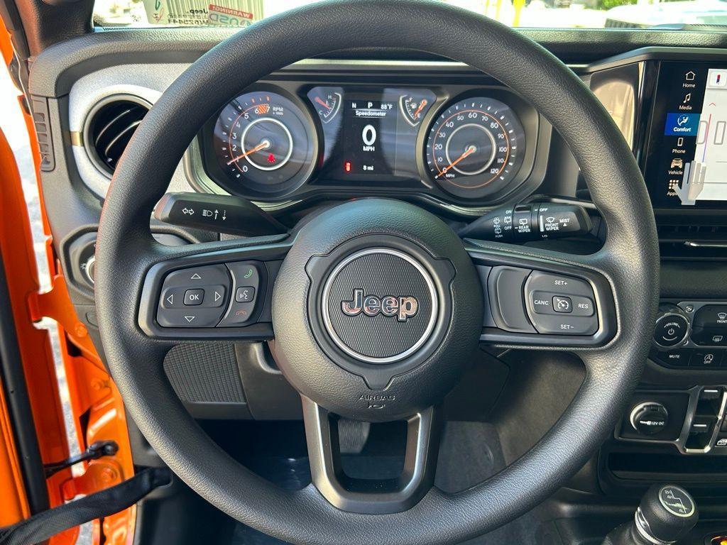 new 2025 Jeep Wrangler car, priced at $34,263
