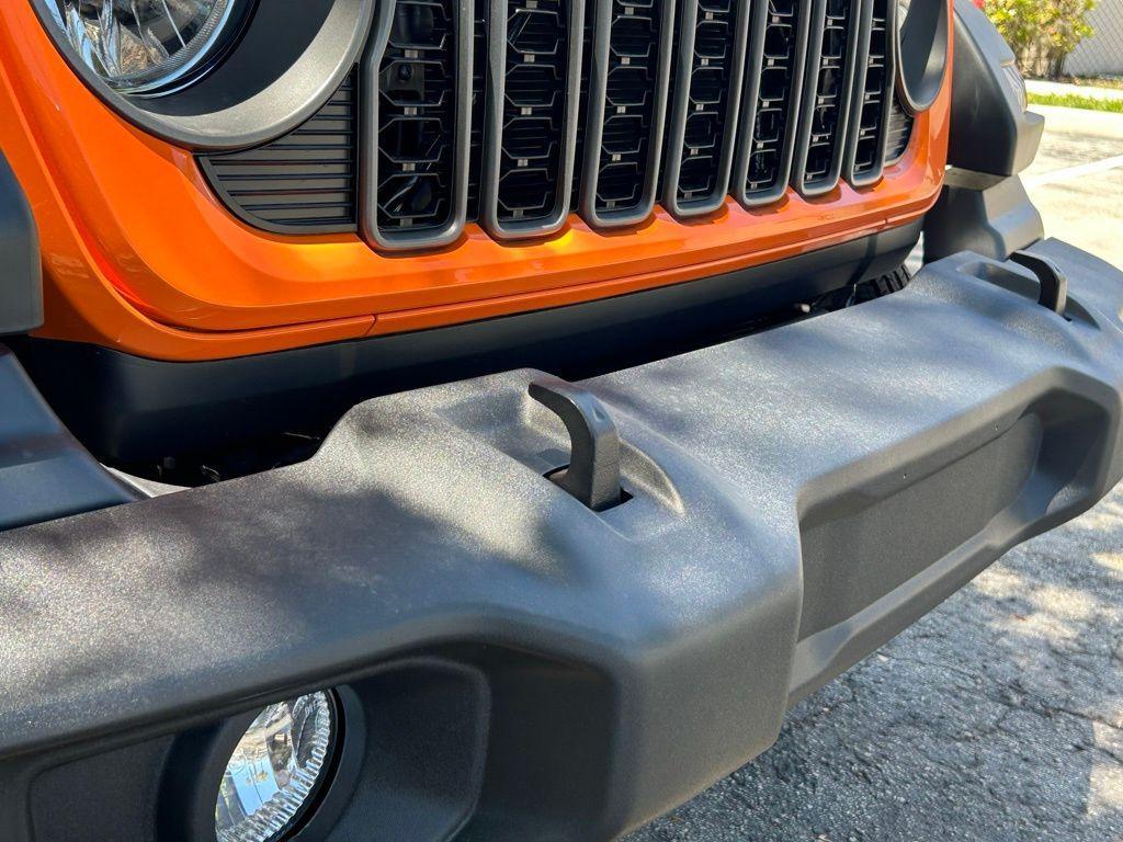 new 2025 Jeep Wrangler car, priced at $34,263