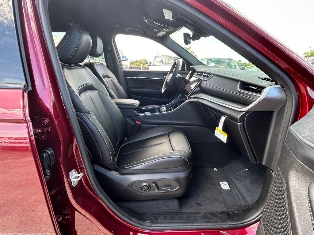 new 2024 Jeep Grand Cherokee L car, priced at $36,771