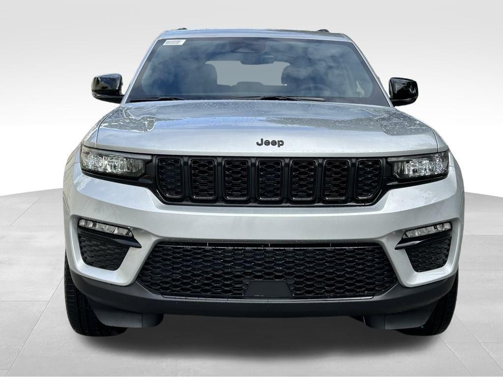 new 2025 Jeep Grand Cherokee car, priced at $37,346