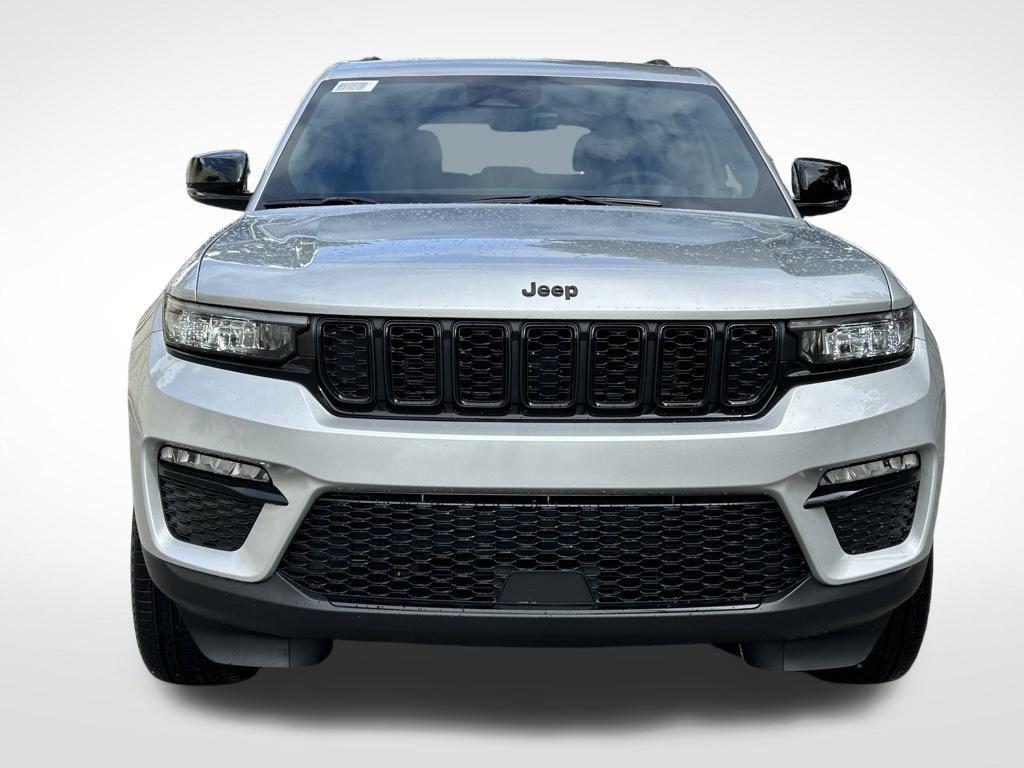 new 2025 Jeep Grand Cherokee car, priced at $39,846